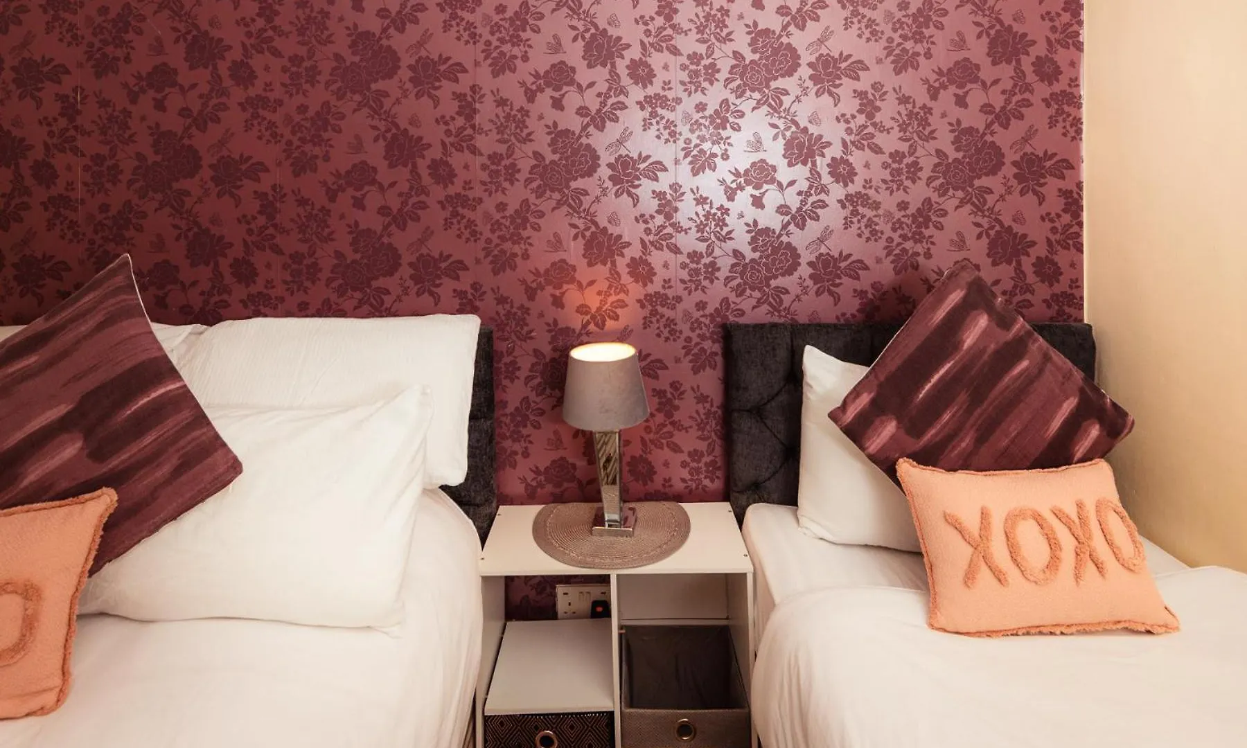 Warm&Welcoming City Centre Apartments By Meadows 4 إدنبرة