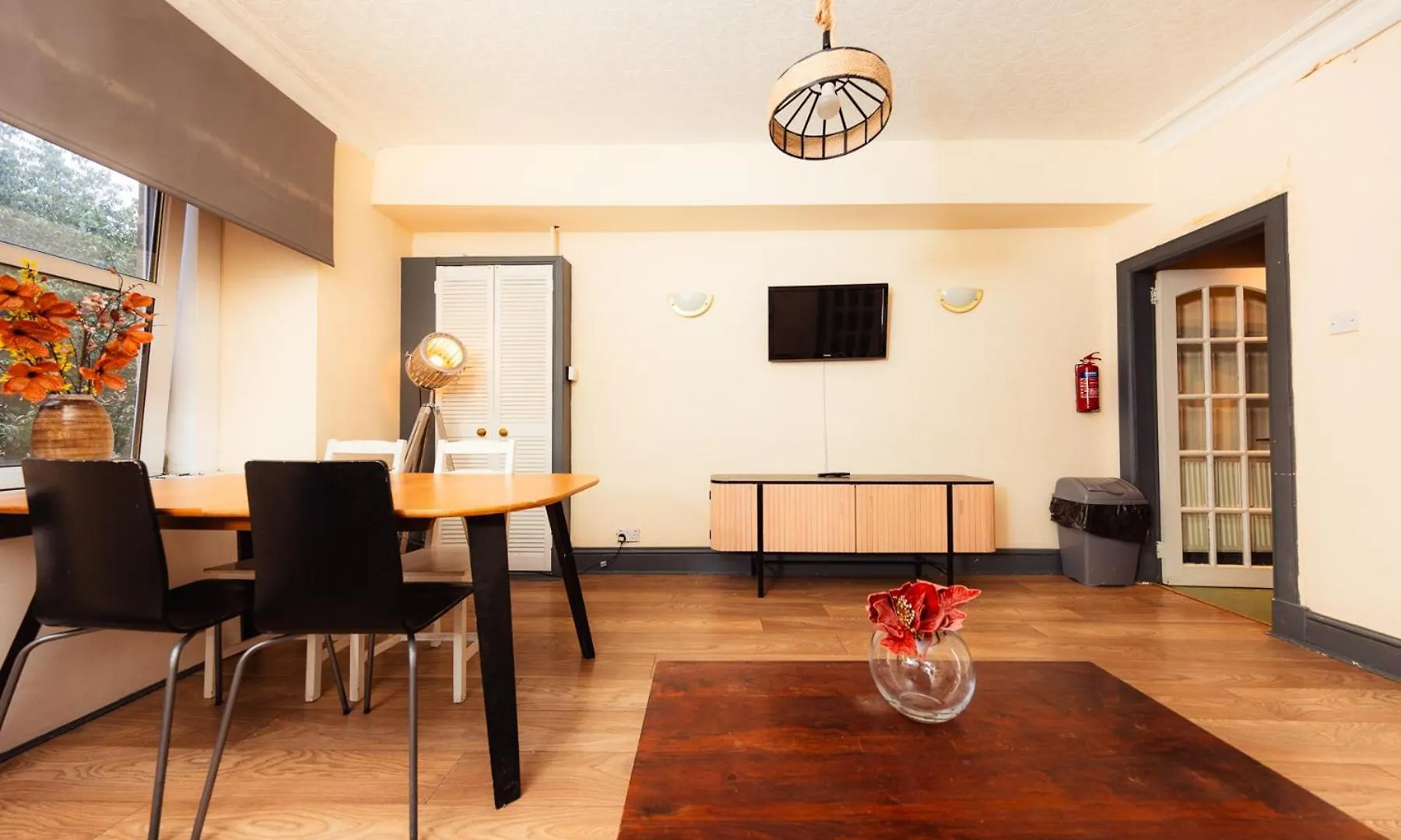 Warm&Welcoming City Centre Apartments By Meadows 4 location